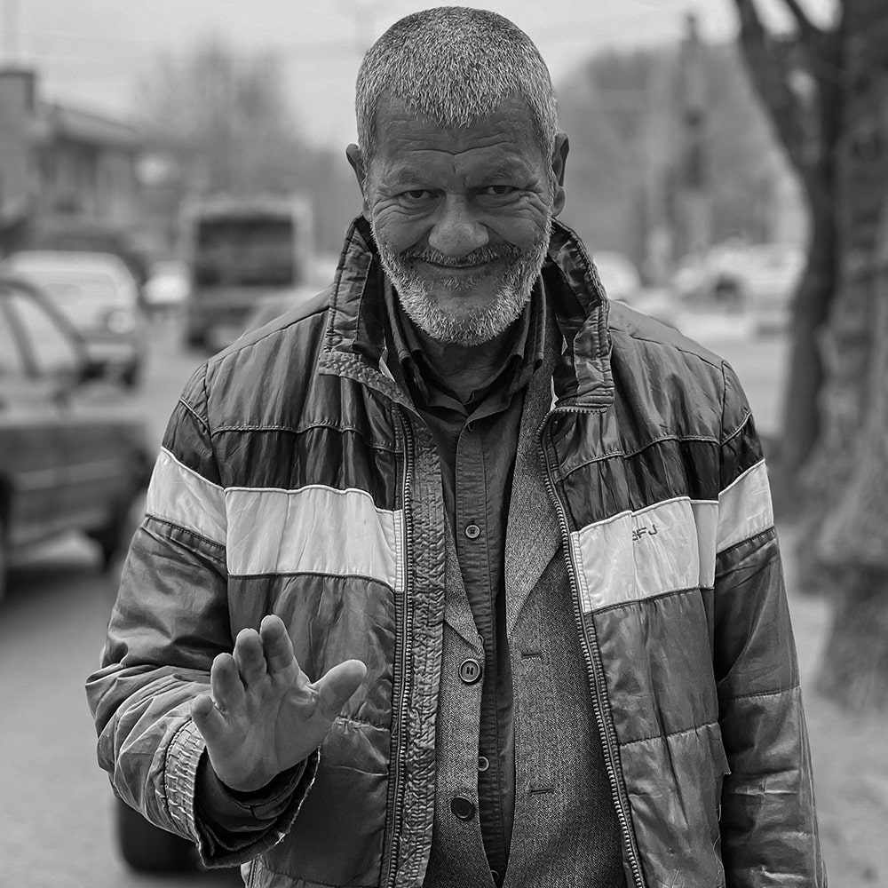 مردی با دنیای درون خودش